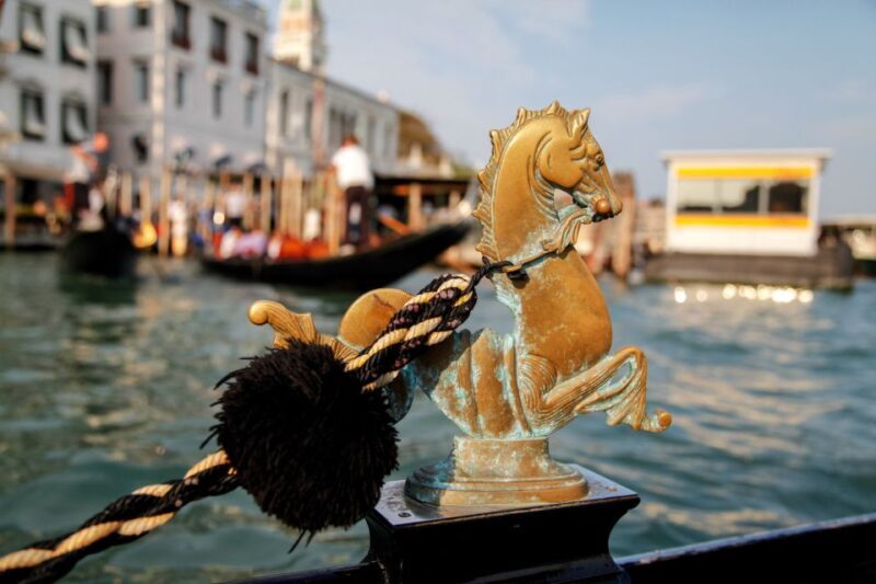 Venice: Gondola Ride with Live Guide or Audio Guide - FAQs