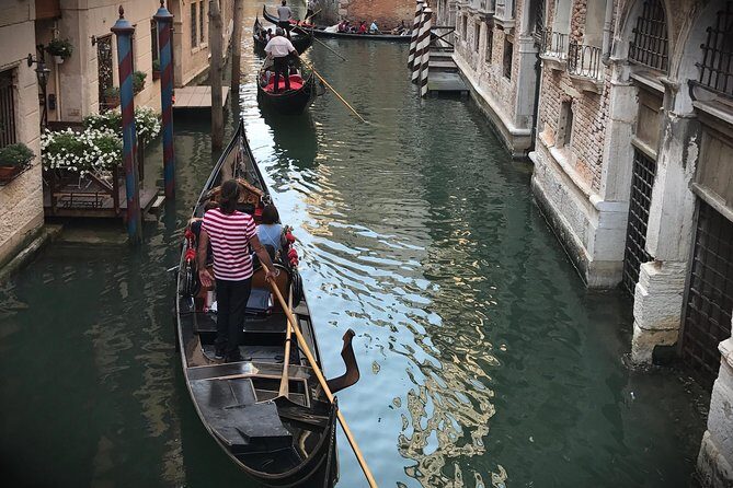 Venice: Grand Canal by Gondola with Live Commentary - A Deep Dive into the Venice Gondola Tour Experience