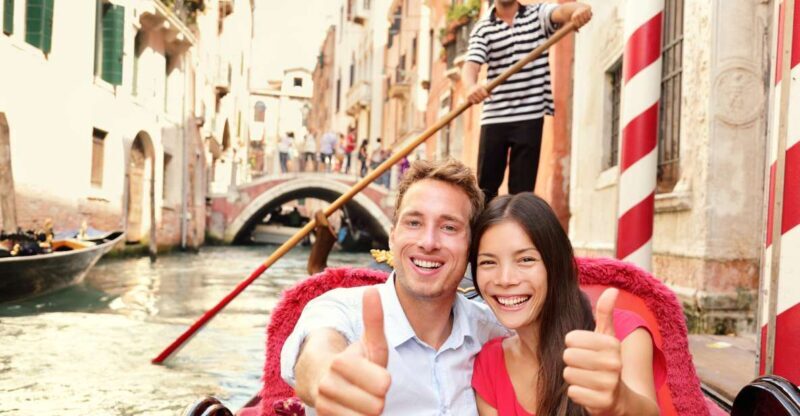 Venice: Grand Canal by Gondola with Live Commentary - Key Points