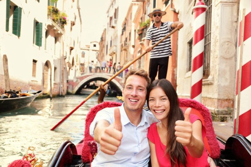 Venice: Grand Canal by Gondola with Live Commentary - FAQs