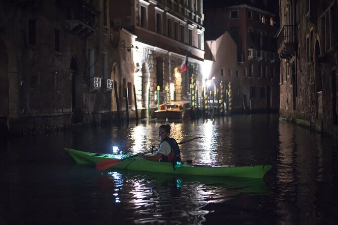 Venice: Kayak Tour in the Canals (Night + Sunset) - A Deep Dive into the Experience
