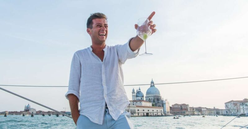 Venice: Lagoon Catamaran Cruise with Music and Drinks - Practical Considerations