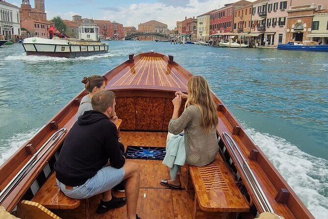 Venice Lagoon Tour with Historic Venetian Boat - Venice Lagoon Tour with Historic Venetian Boat: A Relaxed, Authentic Way to Experience Venice