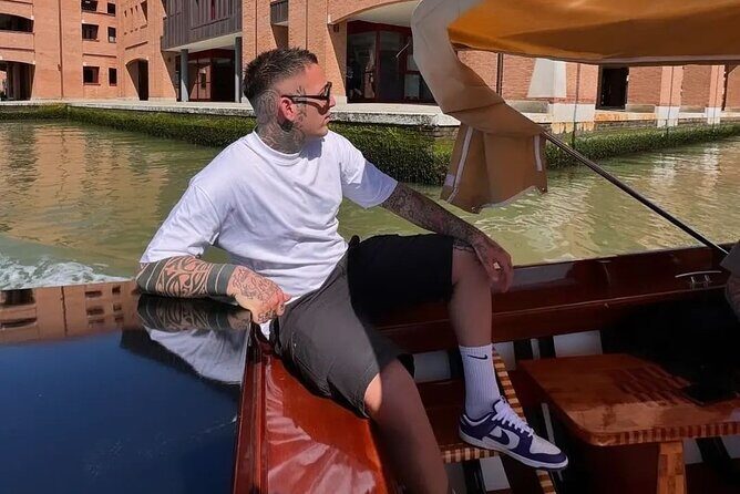 Venice Lagoon Tour with Historic Venetian Boat - The Detailed Breakdown of the Experience