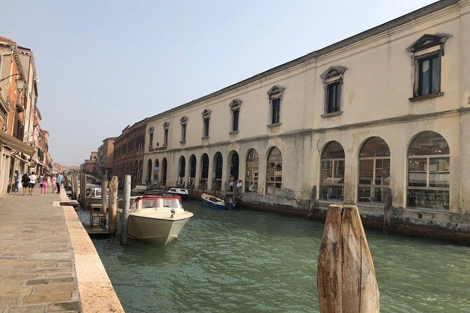 Venice: Murano & Burano Private Tour with Boat & Glass Blowing - In-Depth Look at the Itinerary