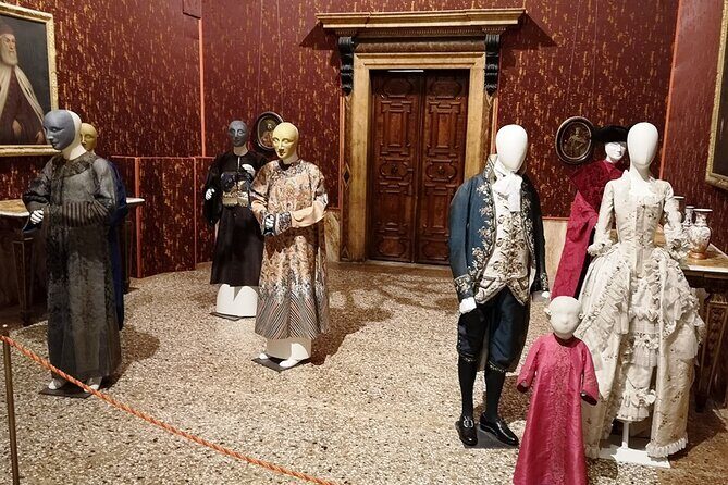 Venice Palazzo Mocenigo: History of Textile, Costume and Perfume - Key Points