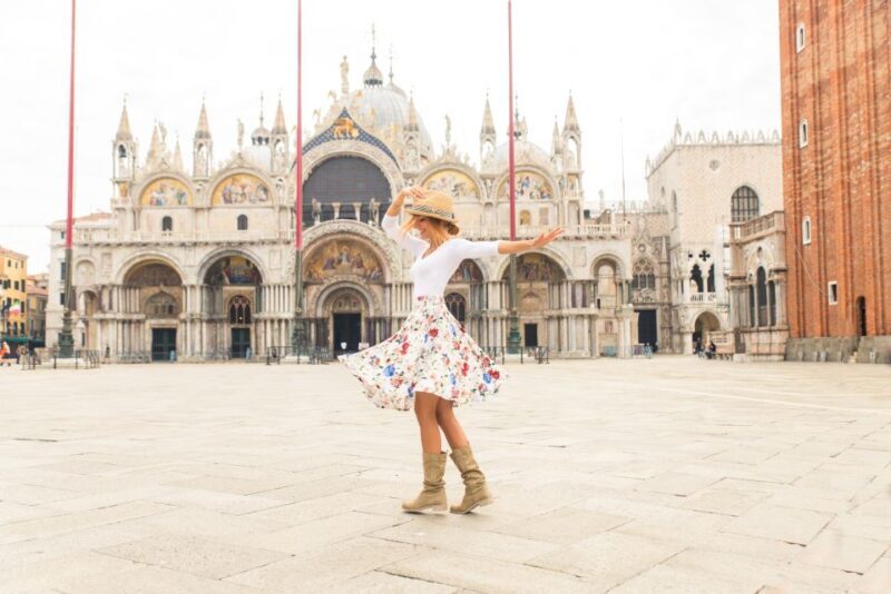 Venice: Photoshoot at Piazza San Marco and the Canals - Venice: Photoshoot at Piazza San Marco and the Canals
