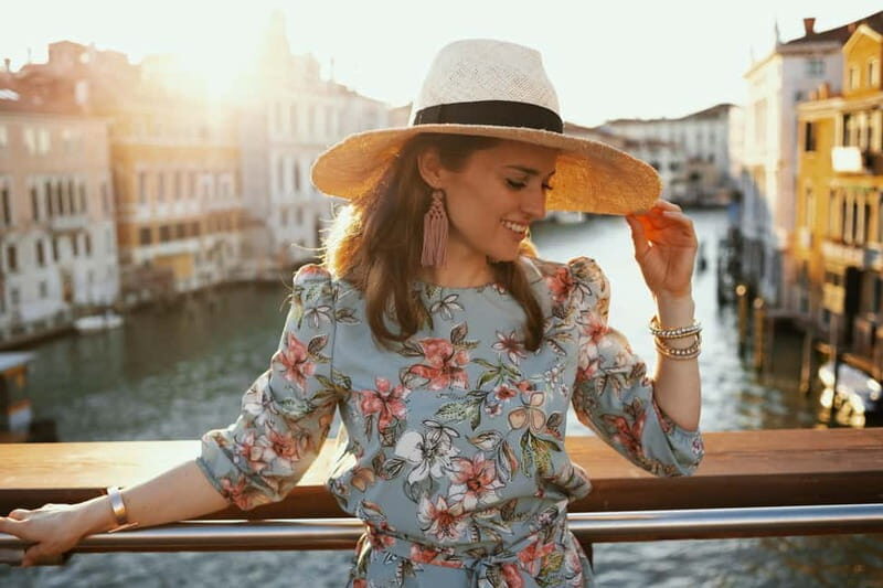 Venice: Photoshoot at The Grand Canal & Rialto Bridge - Who Should Consider This Tour?