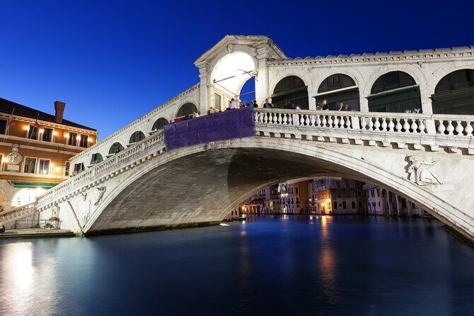 Venice: Private After Dark Tour and Gondola Ride - Key Points