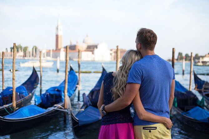 Venice Private Gondola Ride: Explore Hidden Canals and Sights - A Deep Dive into the Venice Gondola Experience