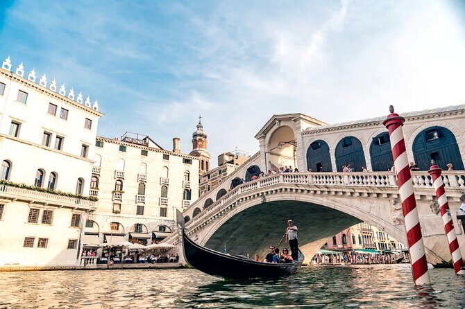 Venice Private Gondola Ride: Explore Hidden Canals and Sights - Practical Tips for Your Gondola Ride