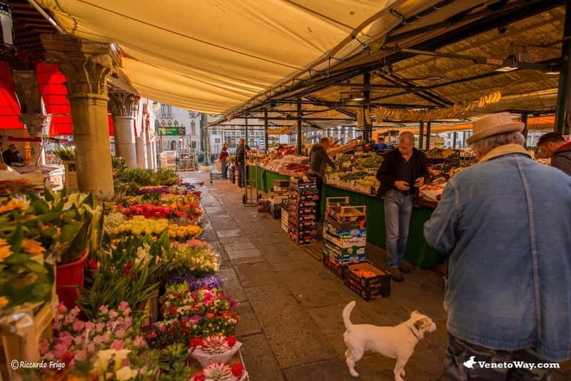 Venice: Rialto Market Food Tour with 3 Tastings - A Deep Dive into the Rialto Market Food Tour