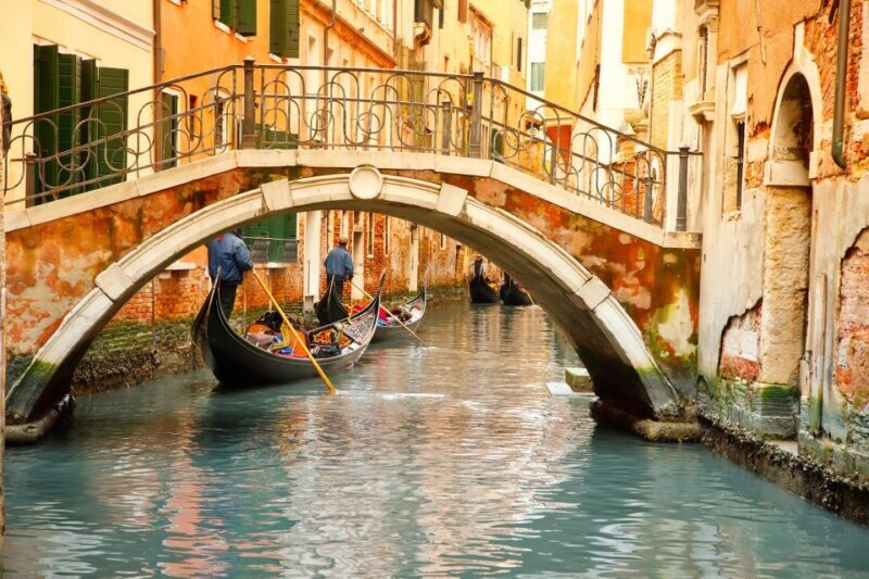 Venice: Shared Gondola Tour - In-Depth Review of the Venice Shared Gondola Tour