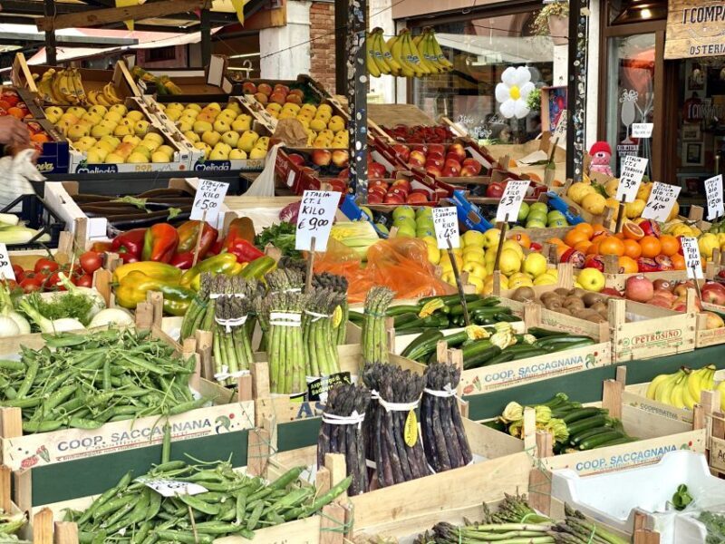 Venice: Street Food Tour with a Local Guide and Tastings - Exploring the Venice Street Food Tour in Detail