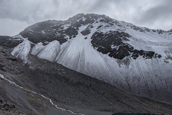 Ventanani Glacier Hike, Cordillera Real, Private Tour from La Paz - FAQs