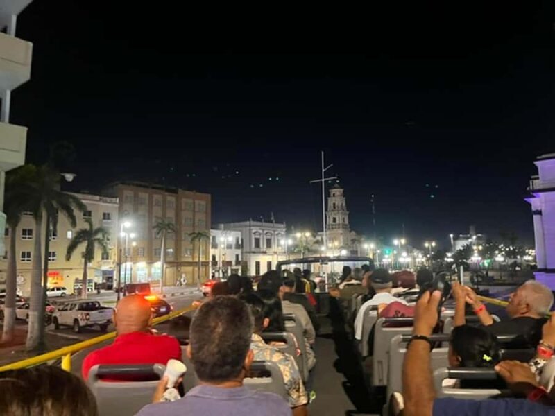 Veracruz: Nighttime Sightseeing Tour by Bus - The Experience on Board
