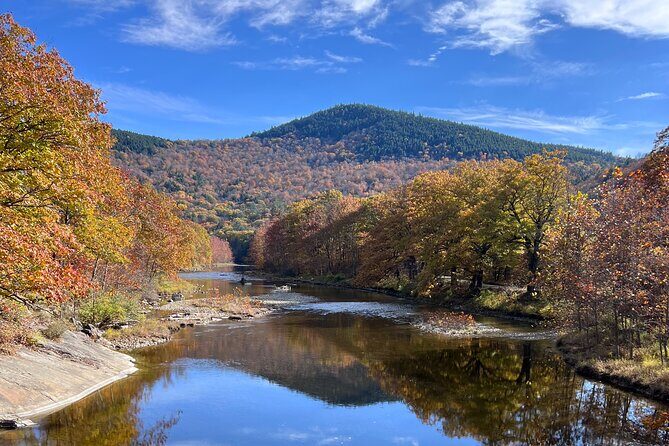 Vermont Wayfinders Fall Foliage Private Tour - Who Should Consider This Tour?