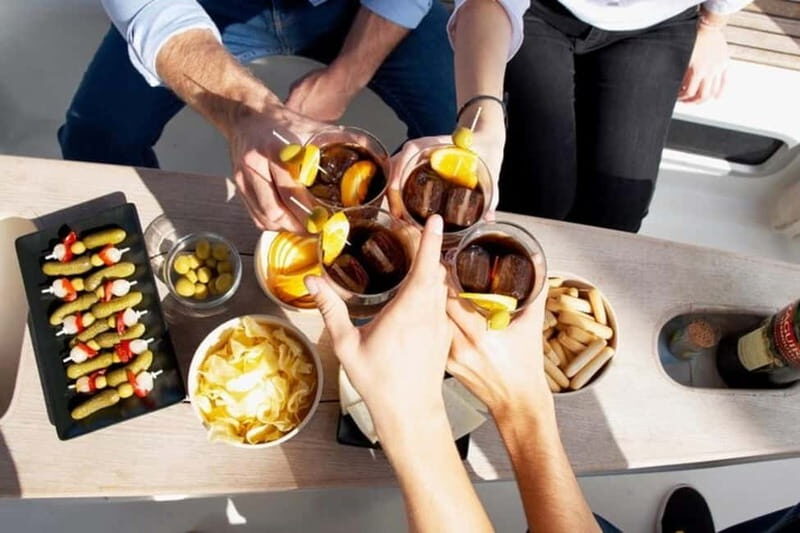 Vermouth on Catamaran: A Gastronomic Experience in Barcelona - Key Points