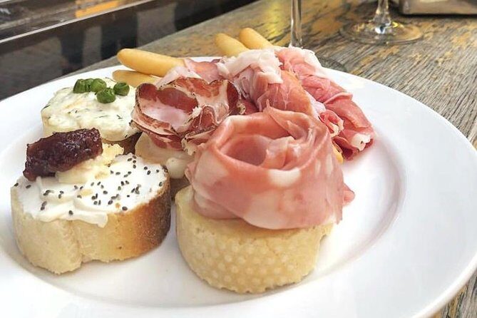Verona Full Meal & Wine Tasting Walking Tour by Do Eat Better - Who Will Love This Tour?