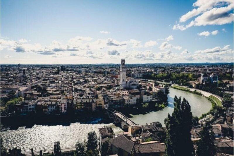 Verona: Highlights and Hidden Gems Walking Tour - Key Points