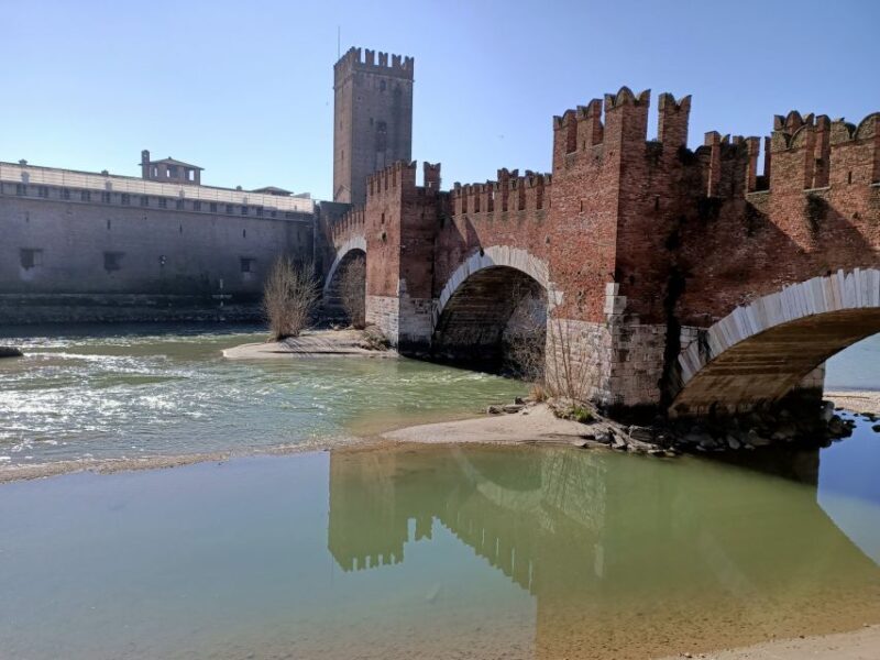 Verona: History and Hidden Gems Guided Walking Tour - Key Points