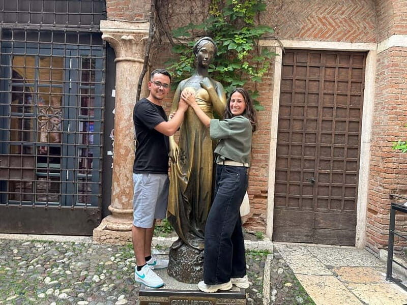 Verona: Street Food Tour and City Guided Sightseeing - Verona: Street Food Tour and City Guided Sightseeing