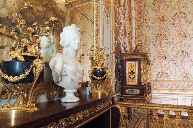 Versailles and the Louvre Tour with Skip-the-Line Access - Practical Details and Tips