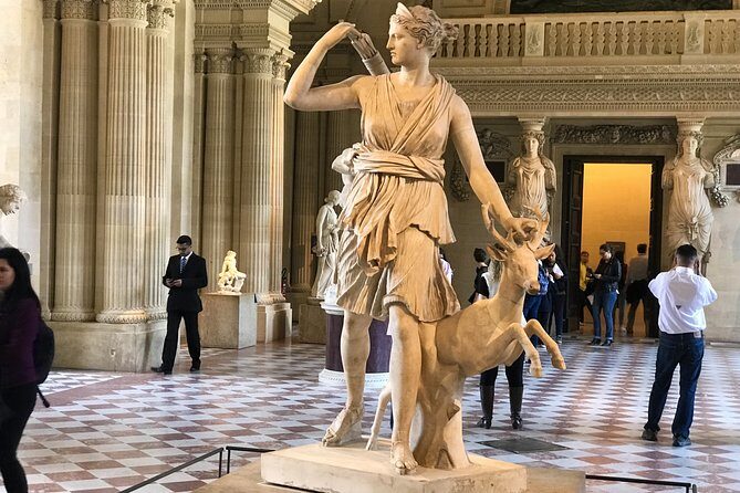 Versailles and the Louvre Tour with Skip-the-Line Access - FAQs
