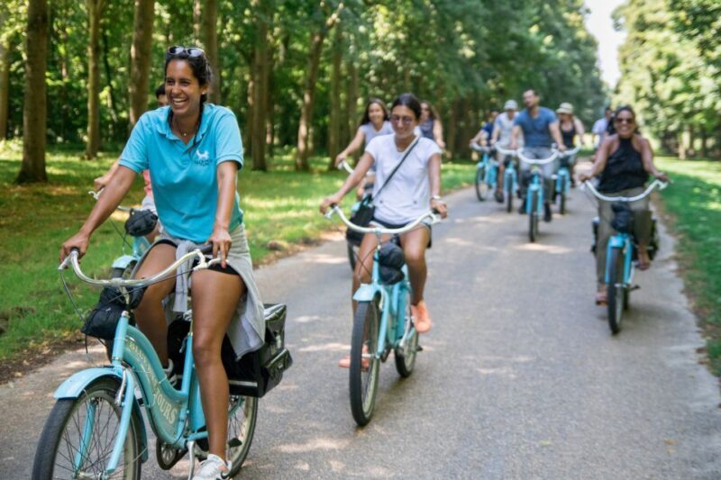 Versailles Bike Tour with Palace & Queen Farm Entrance - Picnicking by the Lake