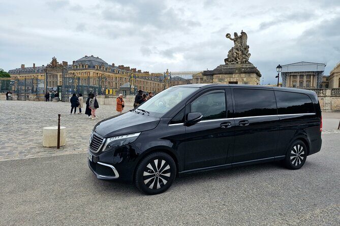 VERSAILLES CASTLE Round-Trip Transfer from Paris by Luxury Van - In-Depth Review: Why This Transfer Service Might Be Your Best Choice