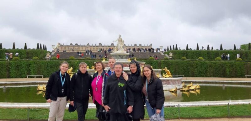 Versailles in Mini groups from Paris with Skip the line - Who Might Find This Tour Less Suitable?