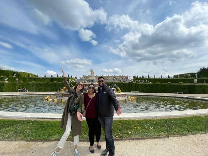 Versailles in Mini groups from Paris with Skip the line - Frequently Asked Questions