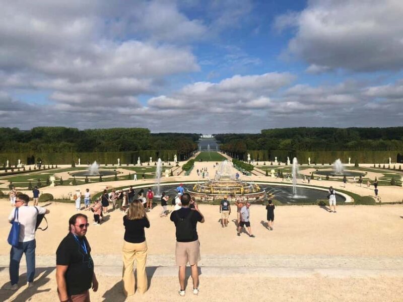 Versailles: Palace & Gardens Guided Tour with Entry Tickets - Versailles: Palace & Gardens Guided Tour with Entry Tickets