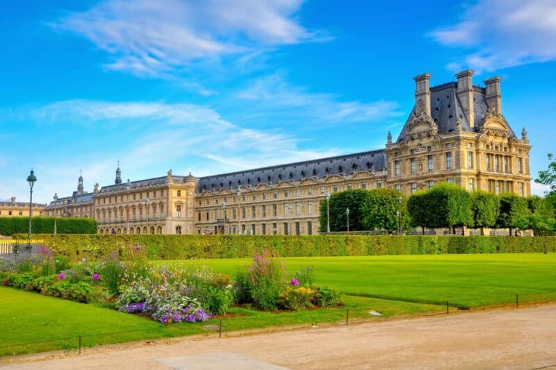 Versailles Palace, Gardens, Trianon Estate Fast-Track Tour - FAQ