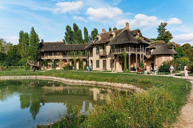 Versailles Palace Guided Tour with Gardens, Trianons & The Hamlet - Who Should Consider This Tour?