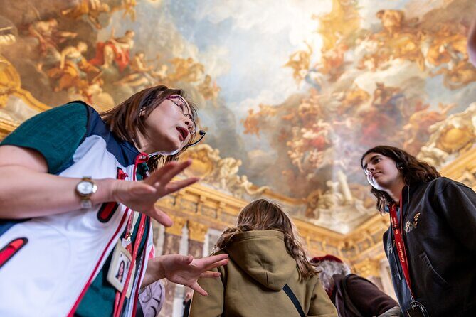 Versailles Private Guided Tour - Reserved Entry Included - Key Points