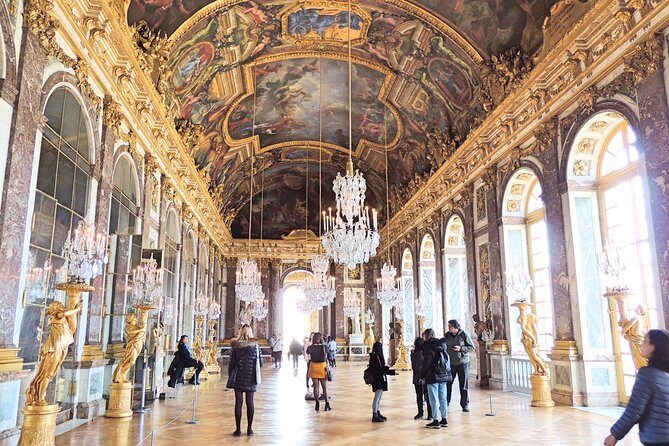 Versailles Private Half Day Guided Tour with Skip the Line Access from Paris - FAQs