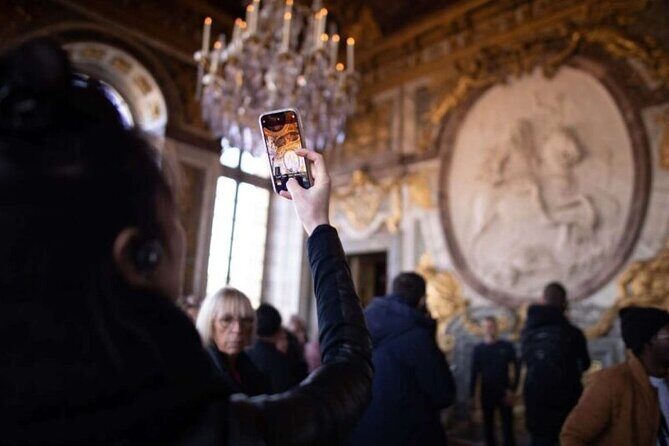 Versailles Royal Palace & Gardens with Exclusive Petit Apartments - Experience the Grandeur of Versailles with a Personal Touch