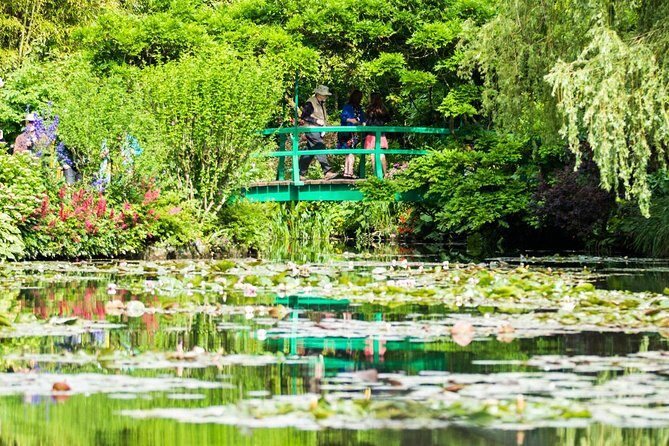 Versailles Timed Entrance Ticket and Giverny Small Group Day Trip from Paris - A Complete Breakdown of the Experience