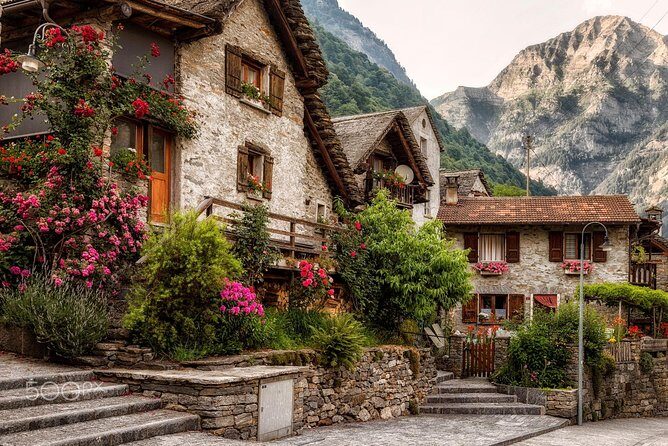 Verzasca valley, river and waterfall + Ascona private guided tour - FAQ