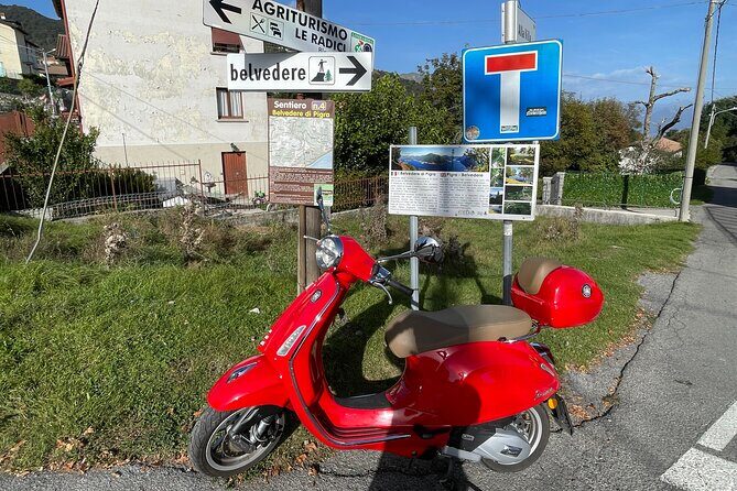 Vespa tour adventure on the lake - Exploring Lake Como on a Vespa: An Authentic Italian Adventure