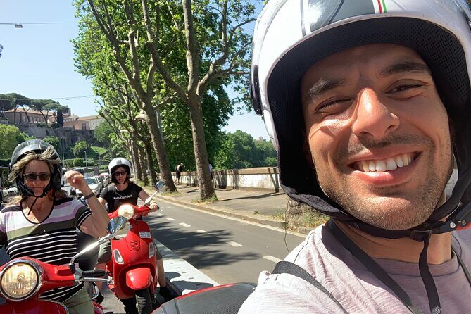 Vespa Tour of Rome with Francesco (Self drive or as passenger) - FAQs