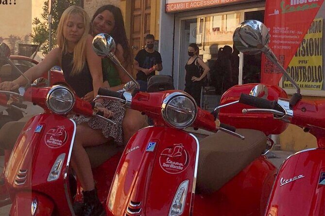 Vespa tour with written guide of Marche in Valdaso - Who Will Love This Experience?