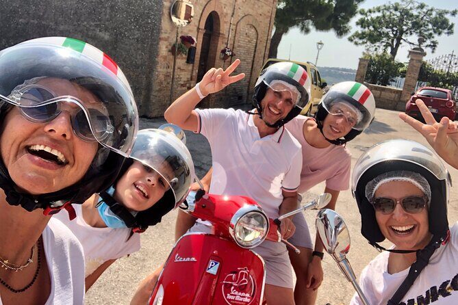 Vespa tour with written guide of Marche in Valdaso - What the Reviews Tell Us