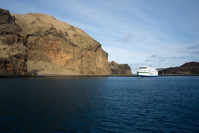 Vestmannaeyjar, Puffins & Volcanoes Small Group Day Tour - Analyzing the Value