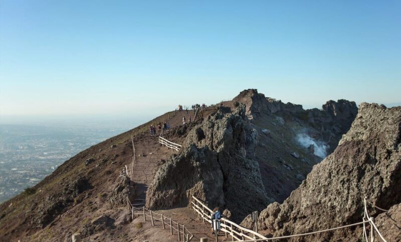 Vesuvio Bike Tour: Summit Ride and Entrance Ticket - Who Should Consider This Tour?