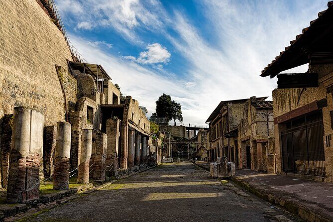 Vesuvio Gran cono + Wine Tasting & Lunch + Transfer from Naples - FAQ