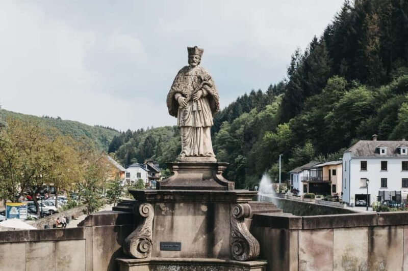 Vianden: Captivating Private Walking Tour - The Sum Up