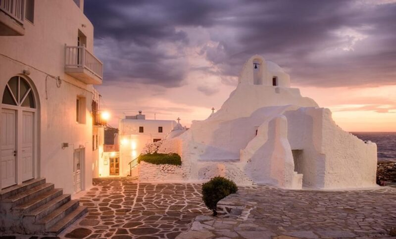 Vibrant Christmas Tour Around Mykonos - Who Should Consider This Tour?