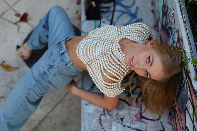 Vibrant Photoshoot with Miami Signature Backdrops - Frequently Asked Questions